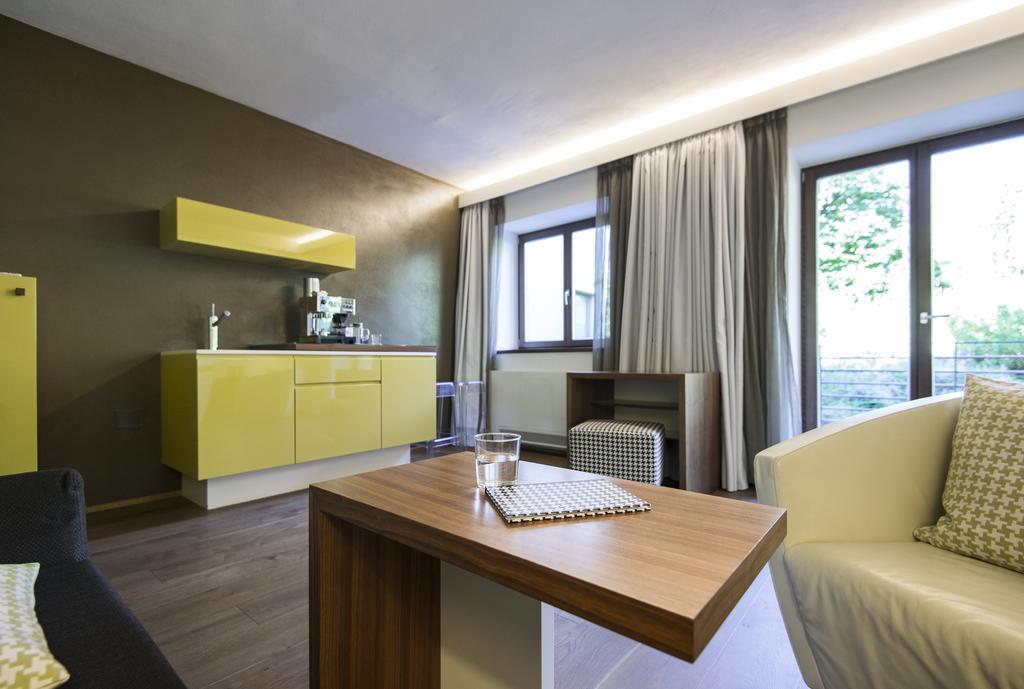 Designhotel Gius La Residenza Caldaro Exterior photo